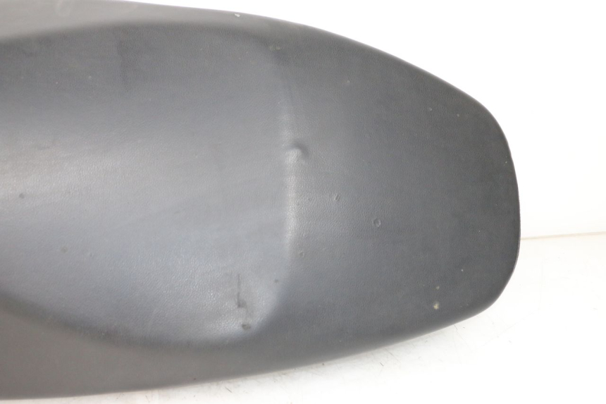 photo de SELLE YAMAHA YN NEO'S 50 (1997 - 2004) - Inspection visuelle