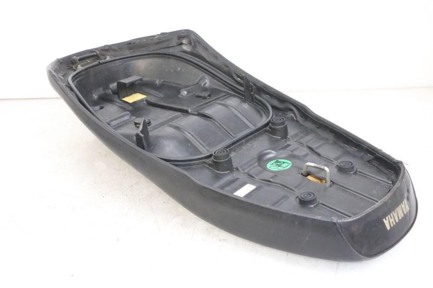 photo de SELLE YAMAHA YN NEO'S 50 (1997 - 2004) - Gros plan technique