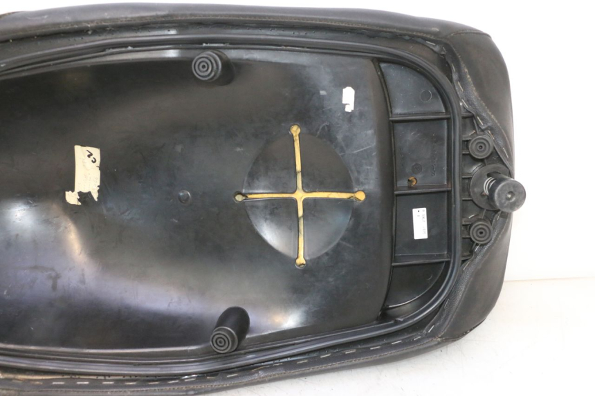 photo de SELLE YAMAHA YP MAJESTY 125 (2007 - 2010) - Vue rapprochée