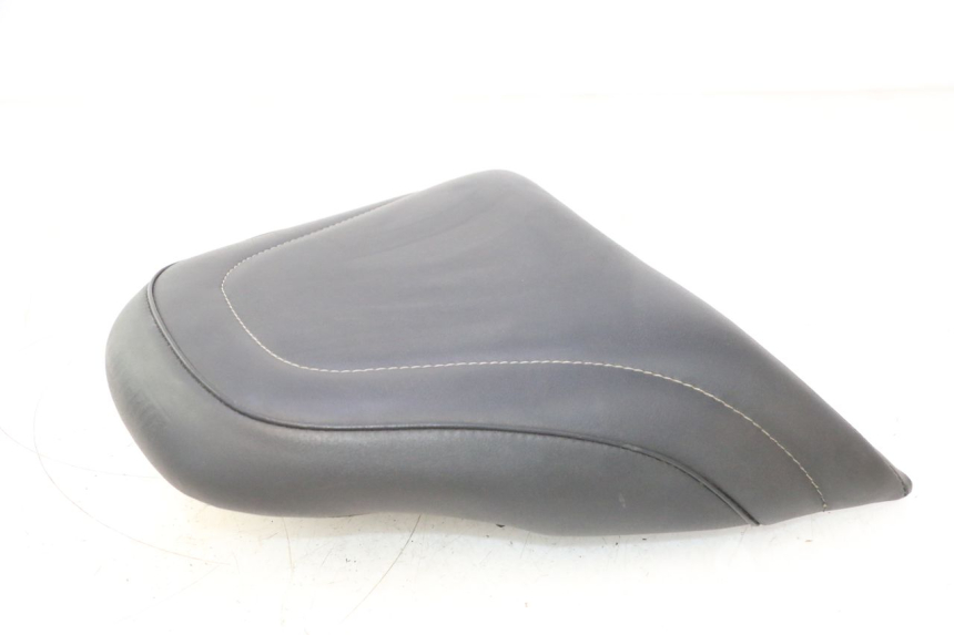 photo de SELLE YAMAHA YP MAJESTY 125 (2007 - 2010) - État de surface