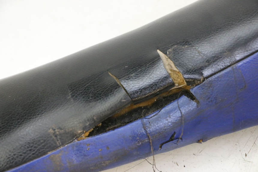 photo de SELLE YAMAHA YZ 125 (1998 - 2005) - Détail de la pièce