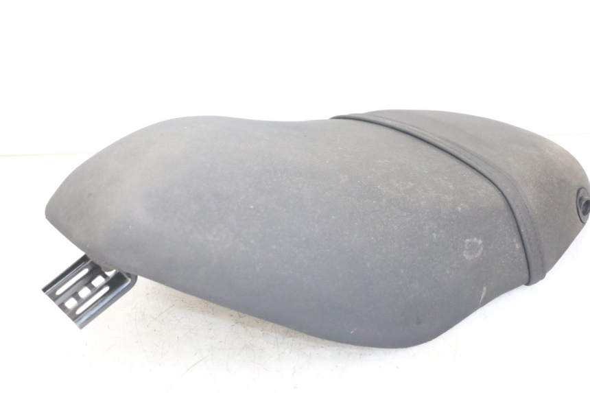 photo de SELLE PIAGGIO ZIP 2T 50 (2009 - 2019) - Gros plan technique