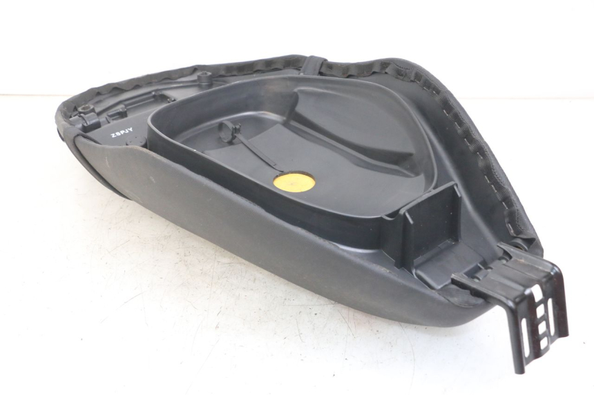 photo de SELLE PIAGGIO ZIP 2T 50 (2009 - 2019) - Points de fixation