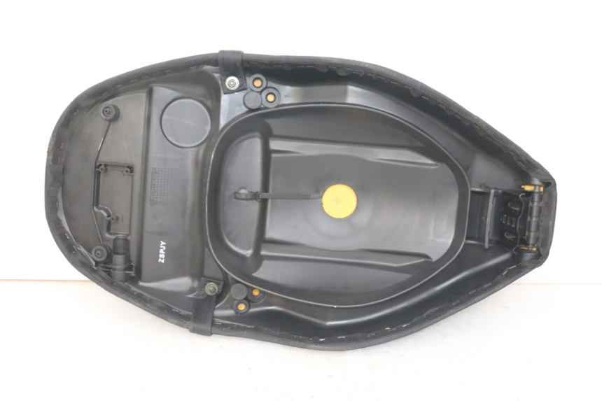 photo de SELLE PIAGGIO ZIP 2T 50 (2009 - 2019) - Marquages et références