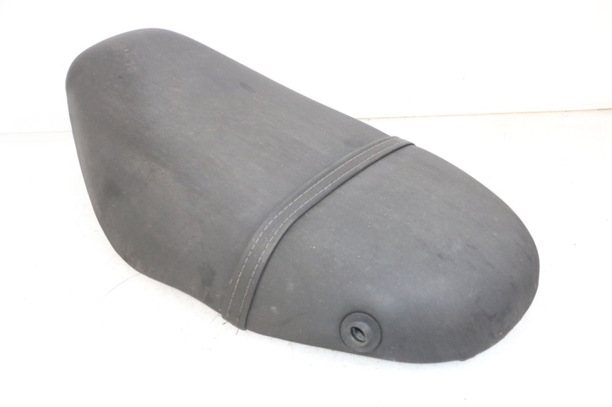 photo de SELLE PIAGGIO ZIP 2T 50 (2009 - 2019) - Marquages et références