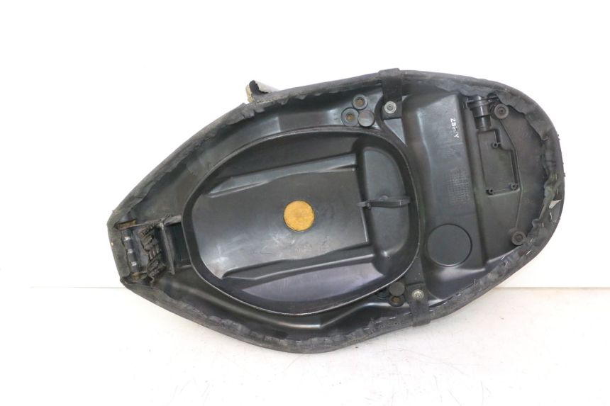 photo de SELLE PIAGGIO ZIP 2T 50 (2009 - 2019) - Angle alternatif