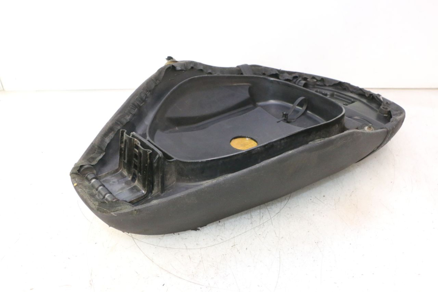 photo de SELLE PIAGGIO ZIP 2T 50 (2009 - 2019) - Zoom état d’usage