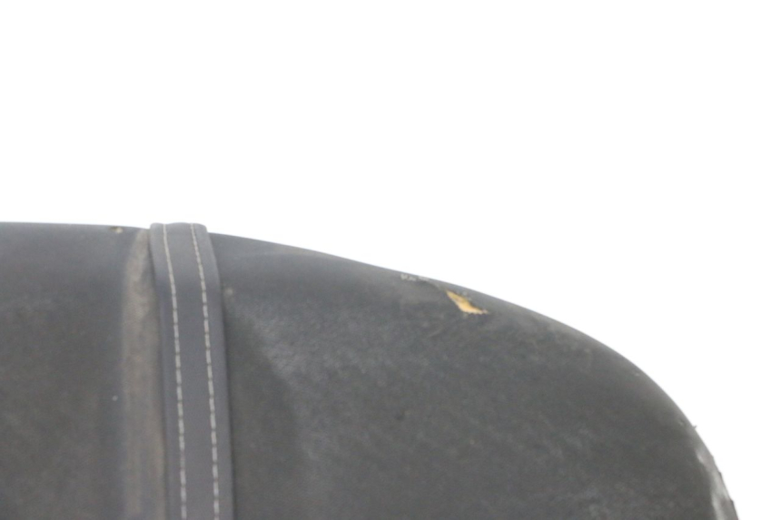 photo de SELLE PIAGGIO ZIP 2T 50 (2009 - 2019) - Autre angle de vue