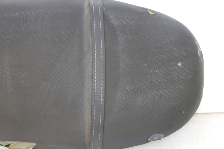 photo de SELLE PIAGGIO ZIP 2T 50 (2009 - 2019) - Gros plan technique