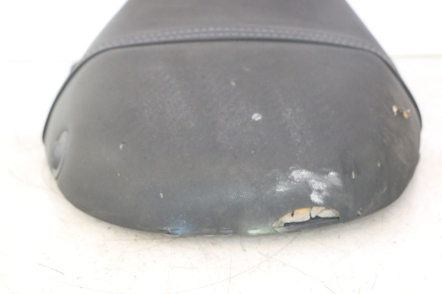 photo de SELLE PIAGGIO ZIP 2T 50 (2009 - 2019) - Points de fixation