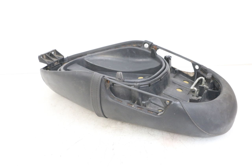 photo de SELLE PIAGGIO ZIP RST 50 (1996 - 1998) - Pièce contrôlée