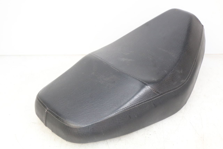 photo de SELLE UNIVERSAL BIKE ZN50QT-11B 50 (2018 - 2021) - Détails caractéristiques