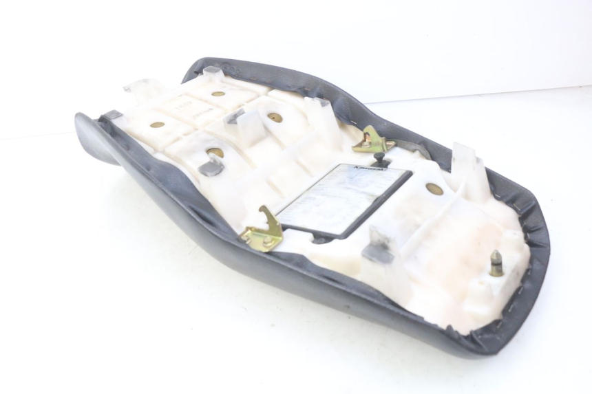 photo de SELLE KAWASAKI ZZR 600 (1995 - 2004) - Pièce contrôlée