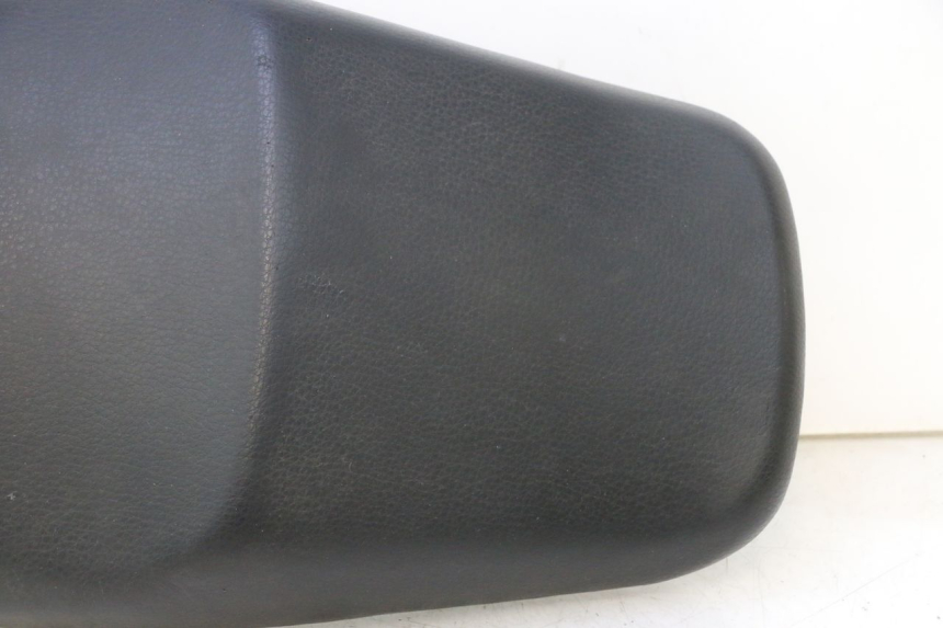 photo de SELLE KAWASAKI ZZR 600 (1995 - 2004) - Détail de la pièce