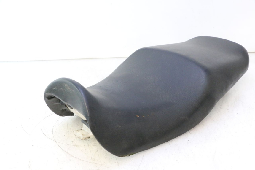 photo de SELLE KAWASAKI ZZR 600 (1995 - 2004) - Gros plan technique