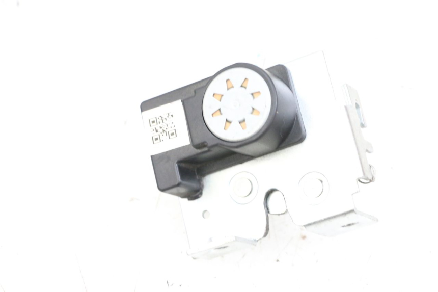 photo de SERRURE SELLE SEGWAY NINEBOT E125S 1 (2022 - 2026) - Autre angle de vue