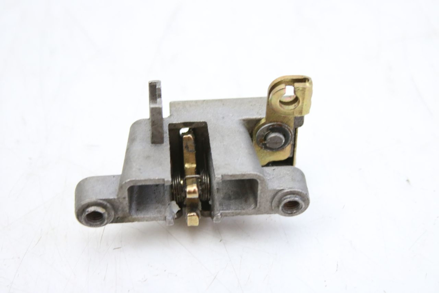 photo de SERRURE SELLE JM MOTORS EVOLIS 4T 50 (2018 - 2022) - Autre angle de vue