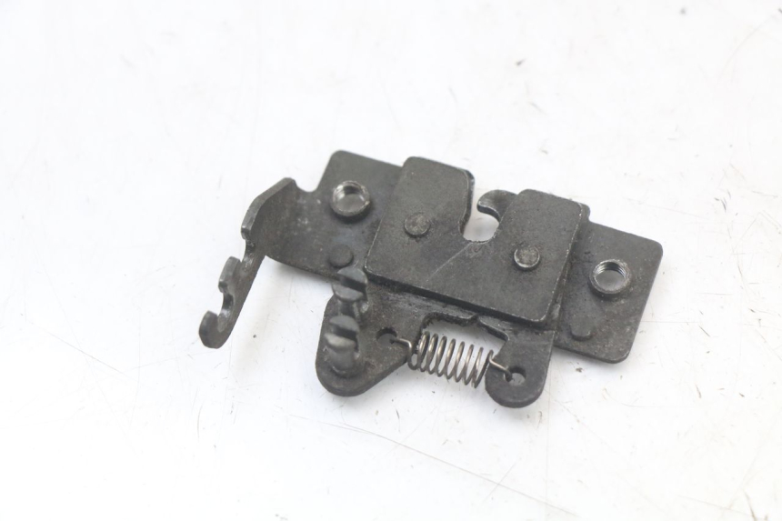 photo de SERRURE SELLE PIAGGIO MP3 LT 400 (2007 - 2012) - Détail de la pièce