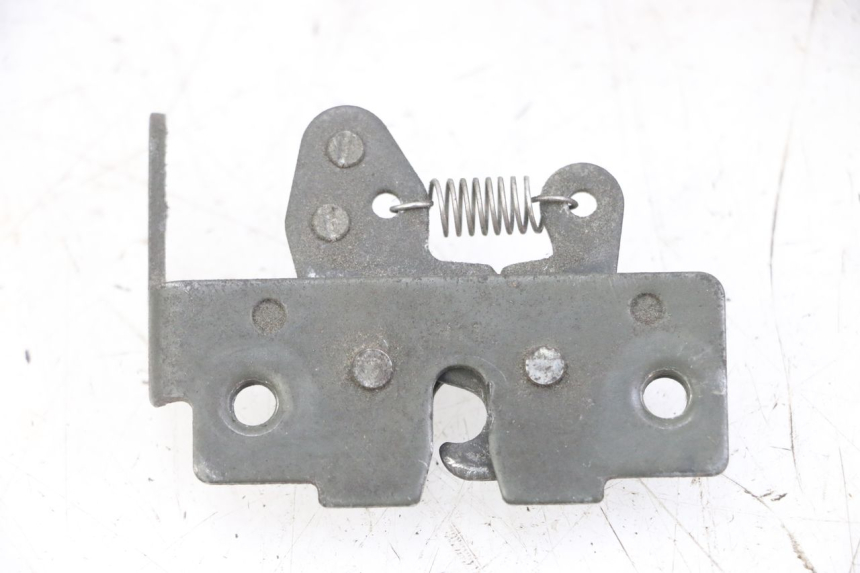 photo de SERRURE SELLE PIAGGIO MP3 LT 300 (2010 - 2016) - Autre angle de vue