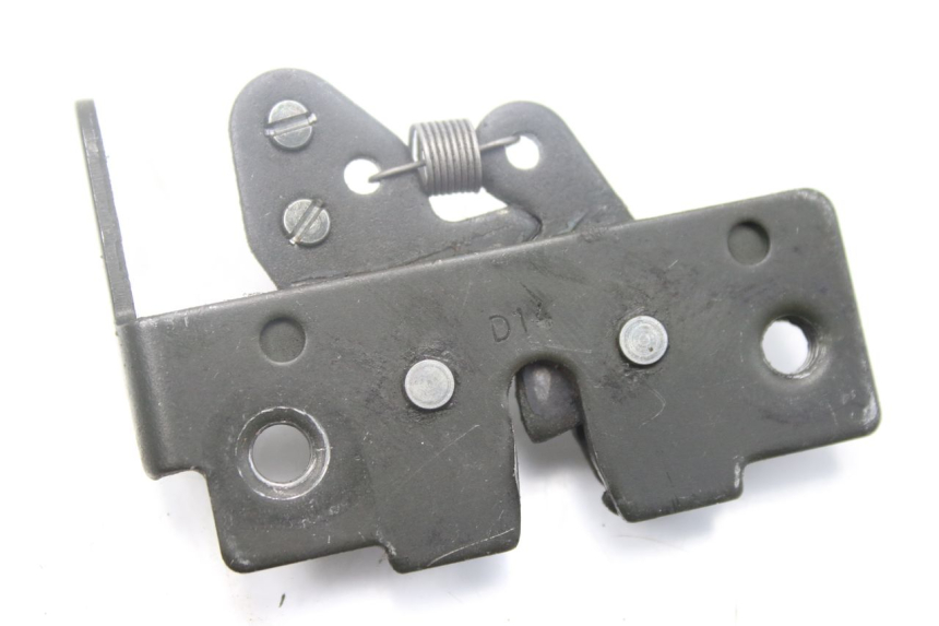 photo de SERRURE SELLE PIAGGIO MP3 500 (2014 - 2017) - Zoom état d’usage