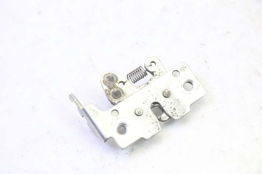 photo de SERRURE SELLE PIAGGIO MP3 125 (2006 - 2014) - Zoom état d’usage