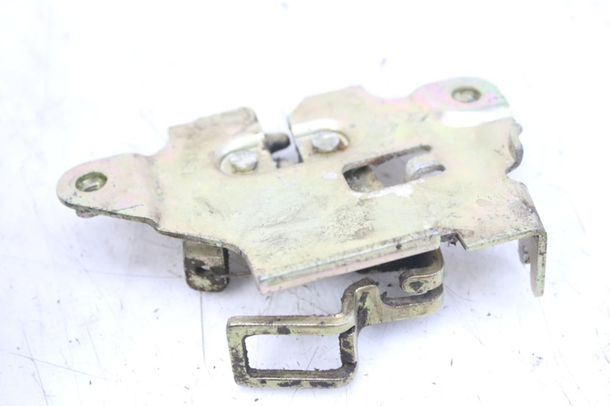 photo de SERRURE SELLE SYM ORBIT 2 4T 50 (2008 - 2017) - Zoom état d’usage