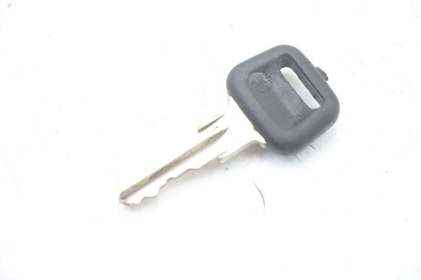 photo de SERRURE SELLE PEUGEOT SATELIS COMPRESSOR K15 125 (2006 - 2009) - Vue d’ensemble