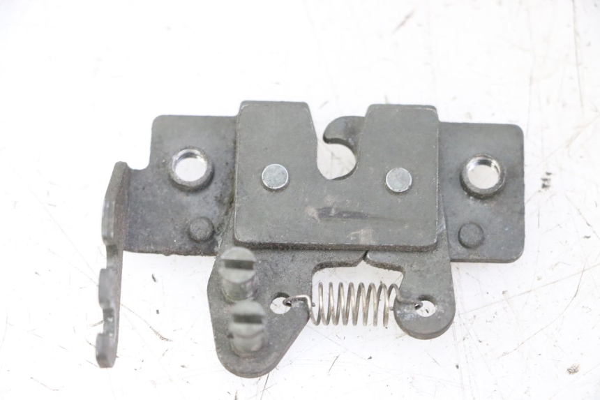 photo de SERRURE SELLE PIAGGIO MP3 LT 400 (2007 - 2012) - Vue principale