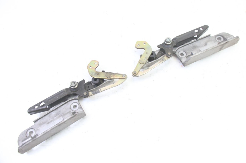 photo de SERRURE SELLE HONDA ST PAN EUROPEAN 1300 (2002 - 2013) - Vue principale