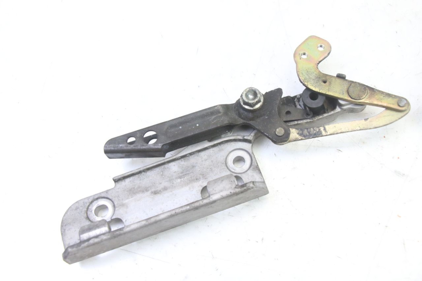 photo de SERRURE SELLE HONDA ST PAN EUROPEAN 1300 (2002 - 2013) - Détail de la pièce