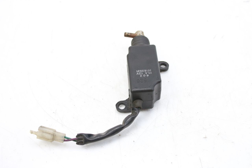 photo de SERRURE SELLE PEUGEOT TWEET 125 (2010 - 2017) - Autre angle de vue