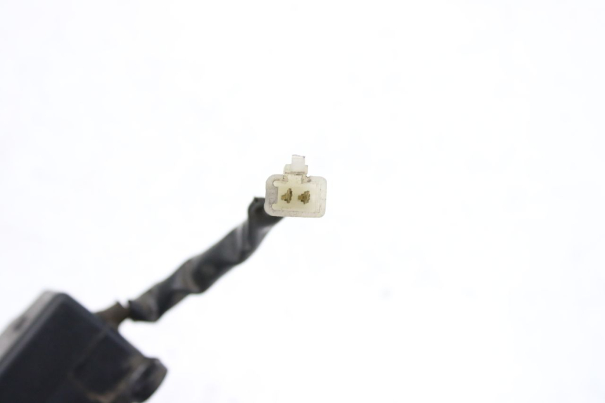 photo de SERRURE SELLE PEUGEOT TWEET 125 (2010 - 2017) - Gros plan technique