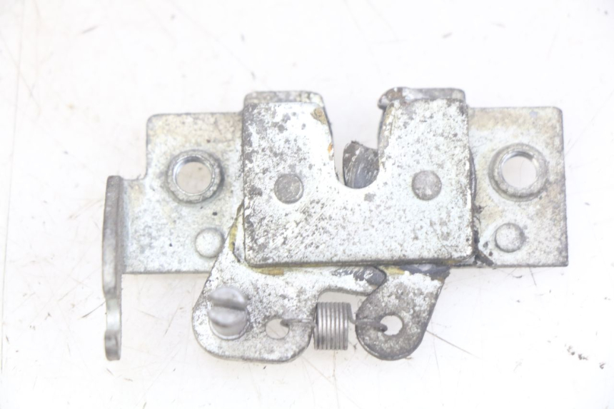 photo de SERRURE SELLE YAMAHA XMAX X-MAX 125 (2006 - 2009) - Vue principale