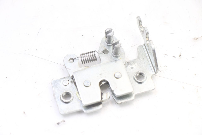 photo de SERRURE SELLE PIAGGIO XEVO - X EVO 125 (2007 - 2017) - Vue principale