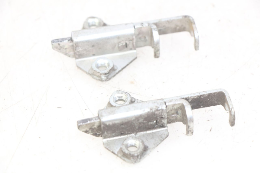 photo de SERRURE SELLE KAWASAKI Z 750 (2007 - 2013) - Gros plan technique