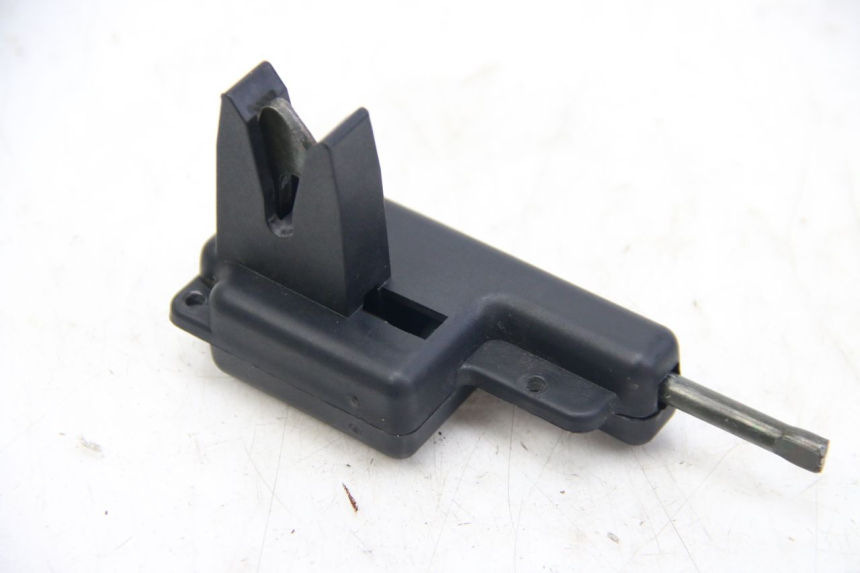 photo de SERRURE SELLE PIAGGIO ZIP 4T 50 (2018 - 2020) - Autre angle de vue