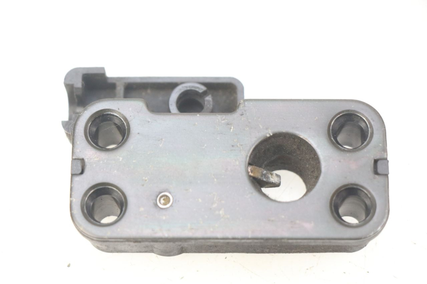 photo de SERRURE SELLE KAWASAKI ZR7 ZR-7 S 750 (1999 - 2004) - Vue principale