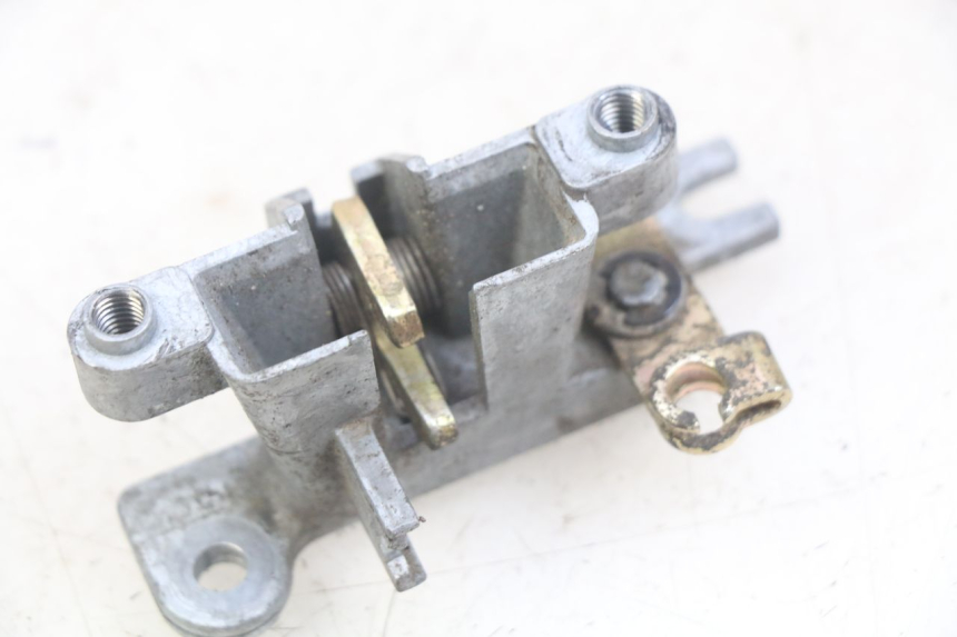 photo de SERRURE DE SELLE KYMCO AGILITY 16+ 4T 50 (2018 - 2023) - Détail de la pièce