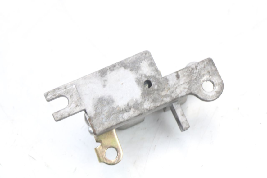 photo de SERRURE DE SELLE KYMCO AGILITY 4T 50 (2018 - 2022) - Autre angle de vue