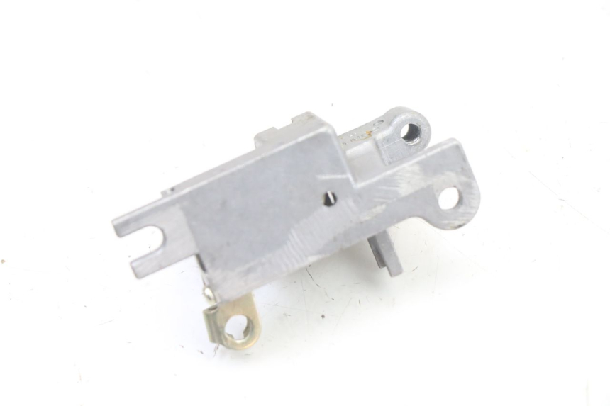 photo de SERRURE DE SELLE KYMCO AGILITY 4T 50 (2005 - 2018) - Autre angle de vue