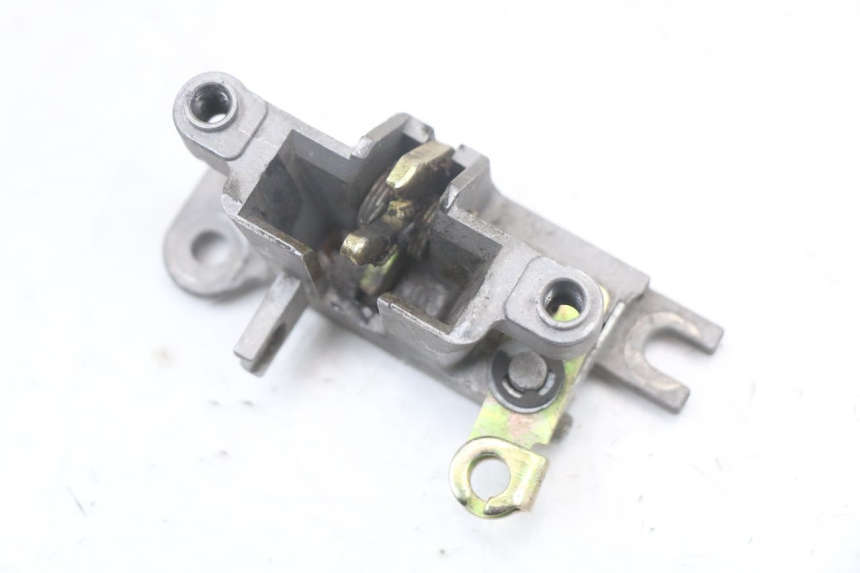 photo de SERRURE DE SELLE KYMCO AGILITY FR 2T 50 (2012 - 2017) - Zoom état d’usage