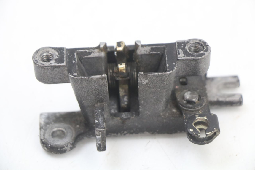 photo de SERRURE DE SELLE KYMCO AGILITY PREMIUM 50 (2007 - 2010) - Détail de la pièce