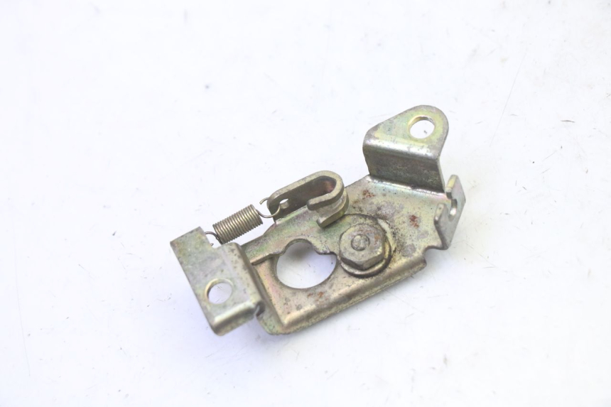 photo de Seat lock HYOSUNG GV AQUILA 125 (2000 - 2009) - Vue principale