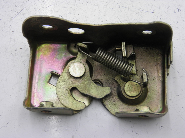 photo de SERRURE DE SELLE BENZHOU YY50QT31 VINTAGE 50 (2009 - 2012) - Détail de la pièce