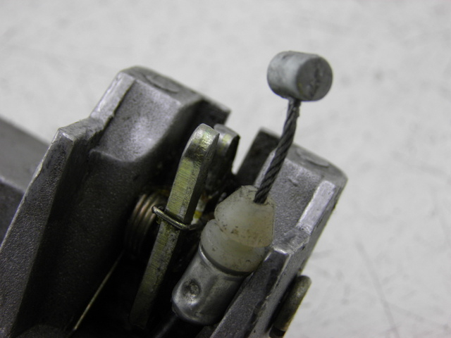 photo de SERRURE DE SELLE BHM REVENGER 50 (2009 - 2015) - Zoom état d’usage