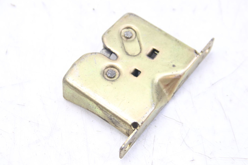 photo de SERRURE DE SELLE PGO BIG MAX 50 (2001 - 2009) - Vue d’ensemble