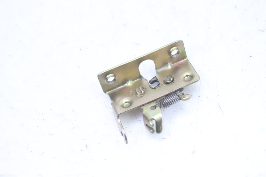 photo de SERRURE DE SELLE MOTRON BREEZY 4T 50 (2021 - 2025) - Détail de la pièce