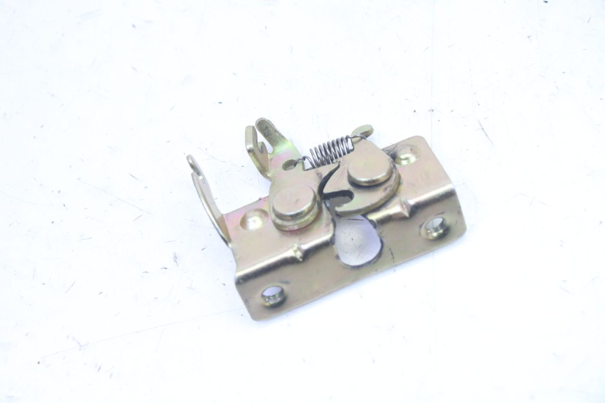 photo de SERRURE DE SELLE MOTRON BREEZY 4T 50 (2021 - 2025) - Zoom état d’usage