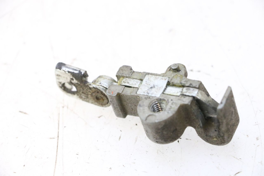 photo de SERRURE DE SELLE HONDA CB F HORNET 600 (2005 - 2006) - Détail de la pièce