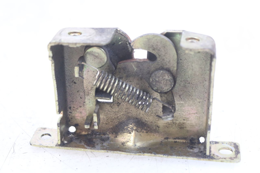 photo de SERRURE DE SELLE TGB CITY 2 50 (2009 - 2013) - Détail de la pièce